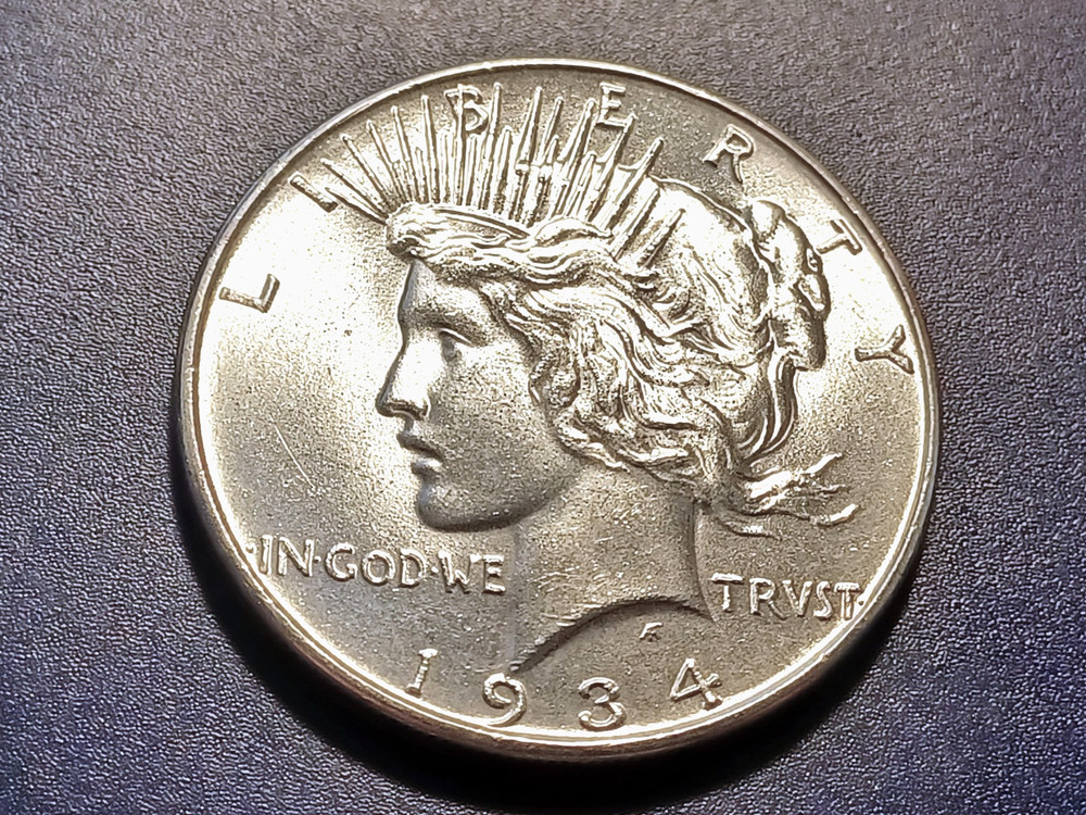 Very Choice BU 1934-P Peace Dollar