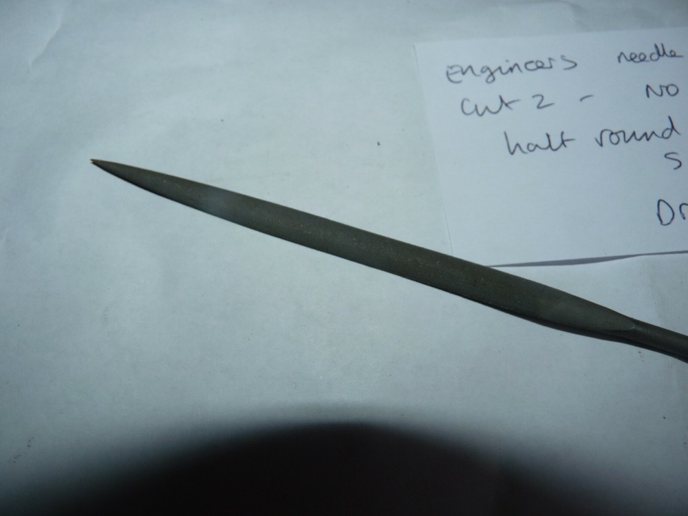 ENGINEERS NEEDLE FILE -HALF ROUND / POINTED - CUT 2 - NO MAKER