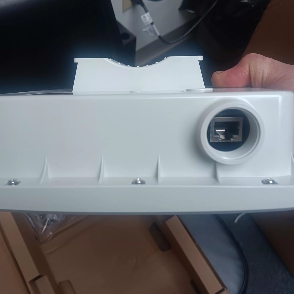 Cambium Networks cnPilot e510 Outdoor Wireless Access Point # REG-PL-E510