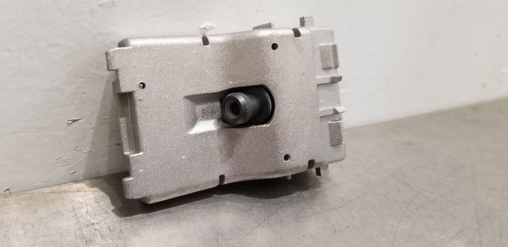 23 DODGE DURANGO FRONT VIEW WINDSHIELD MOUNTED CAMERA 68495638AC