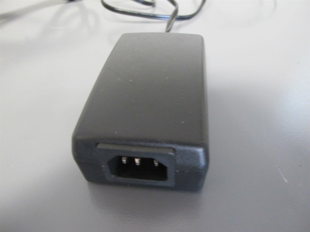 Extron Versa Tools P/2 DA2 Plus VGA/SVGA Distribution Amplifier