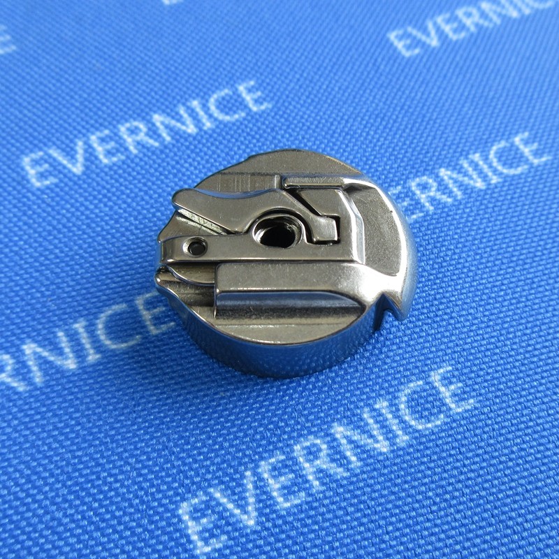 Bobbin Case for Singer Featherweight Sewing Machine bobbin 221 222 301 # 45751