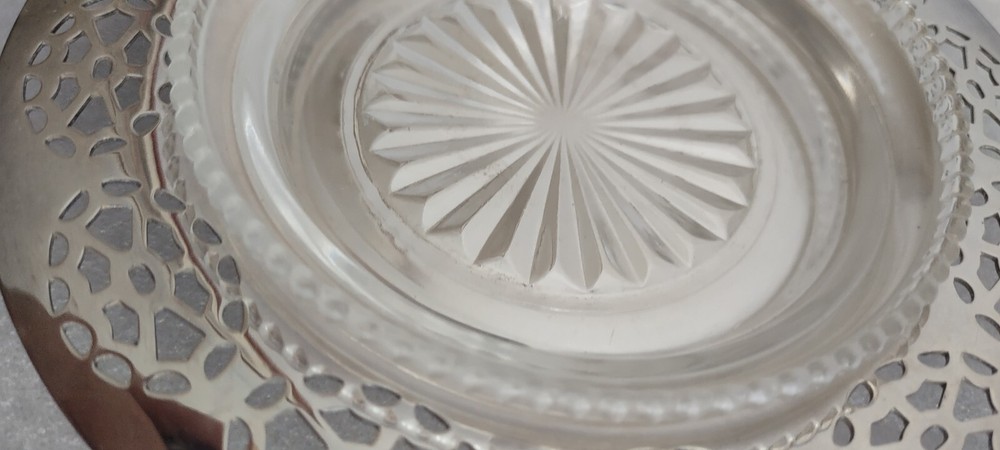 Wm Rogers Silverplate Wine Coaster w/ Glass Insert
