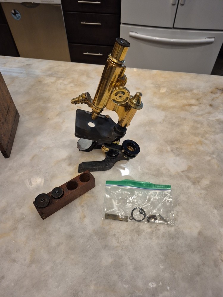 E. Leitz Wetzlar microscope Brass Microscope serial # 14808