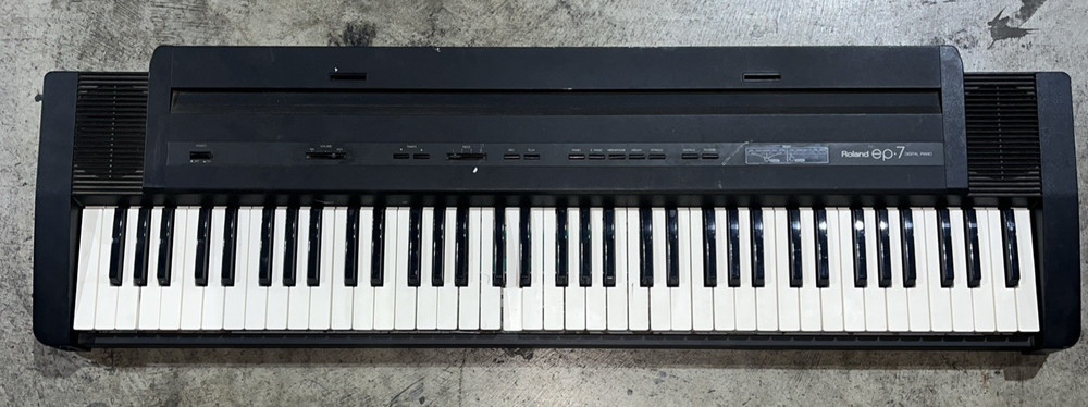 ROLAND EP.7 DIGITAL PIANO