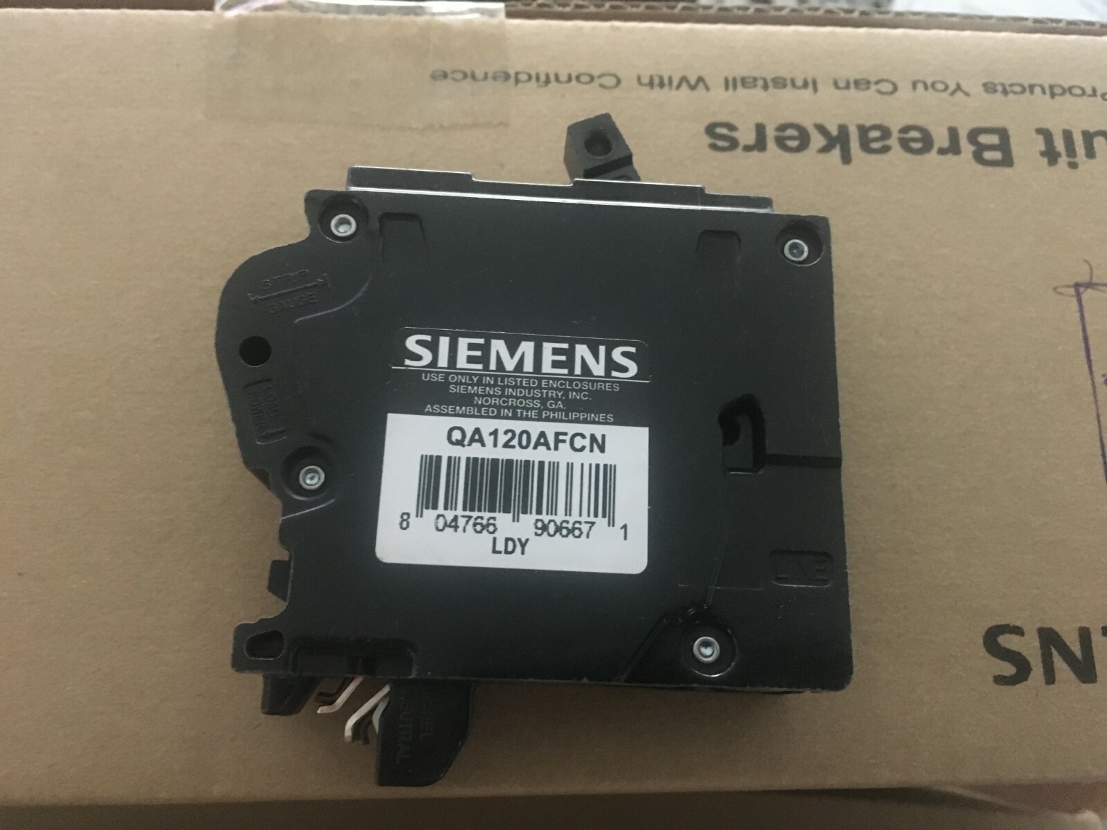 10 x SIEMENS QA120AFCN PLUG ON NEUTRAL 20A AFCI ARC FAULT BREAKERS NEW