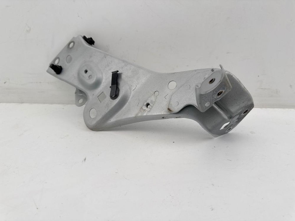 Mazda MX-30 2021 Left Bracket Fender BCE35903