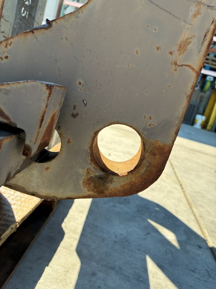 Volvo L70/L90 Loader Pallet Forks Quick coupler 72"