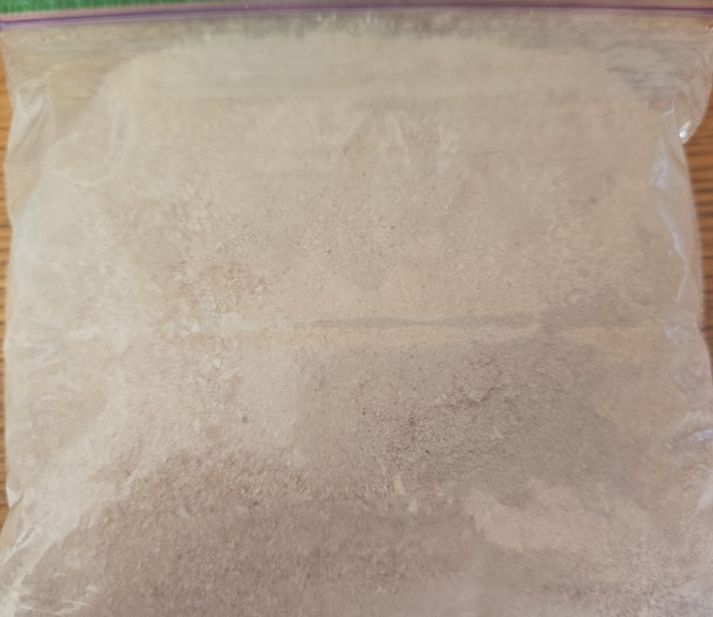 CRUSHED EGG SHELLS FOR FERTILIZER-- POWDERED-- 1 LB