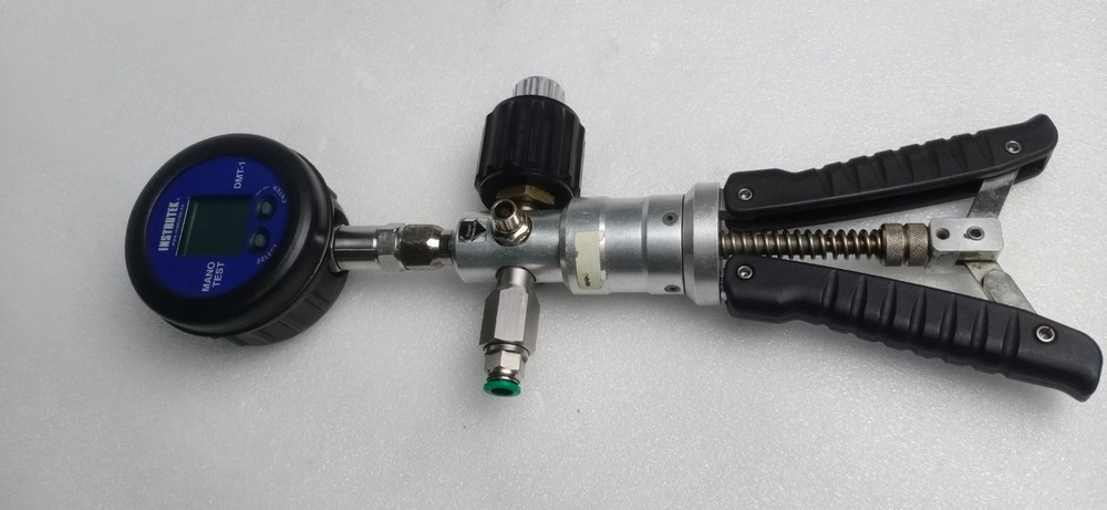 SI Pressure TP1 Hand Held Test Pump