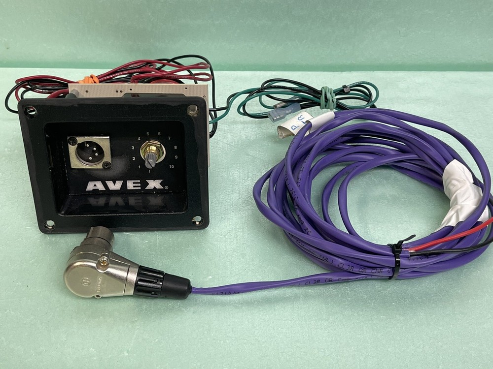 AVEX 2-way Speaker Crossover with Input Panel, Connector, and Wiring B
