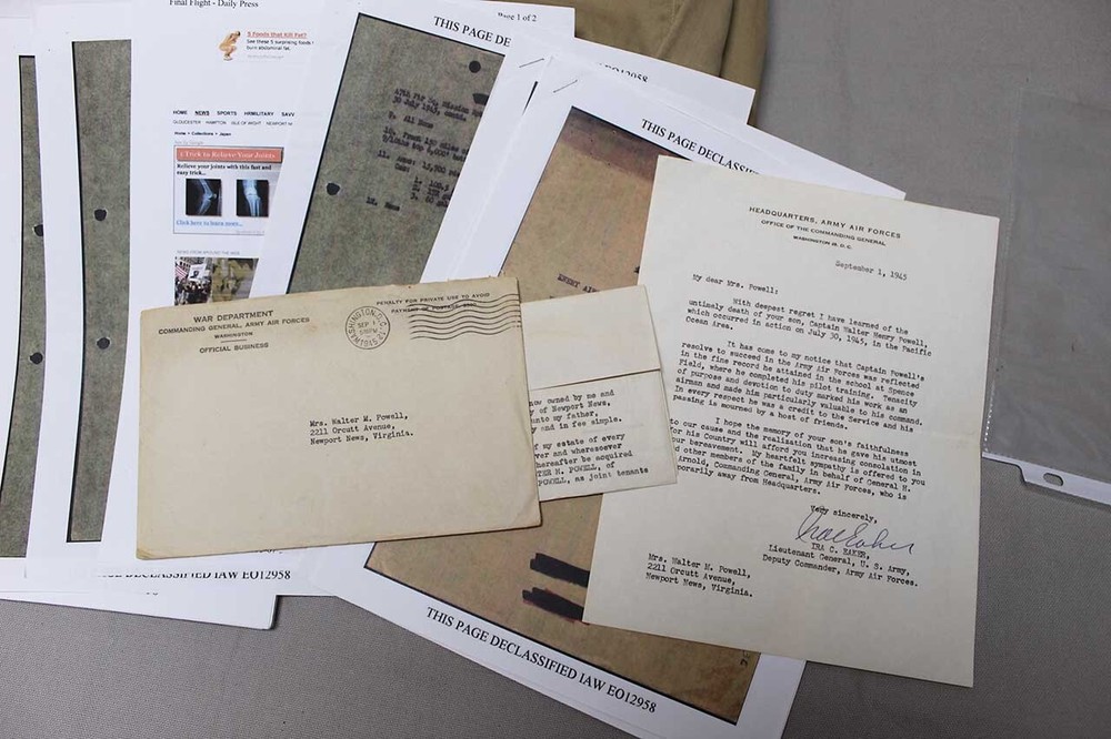 WW2 Group of Capt Powell P-51 Pilot – Pacific . FLU4871