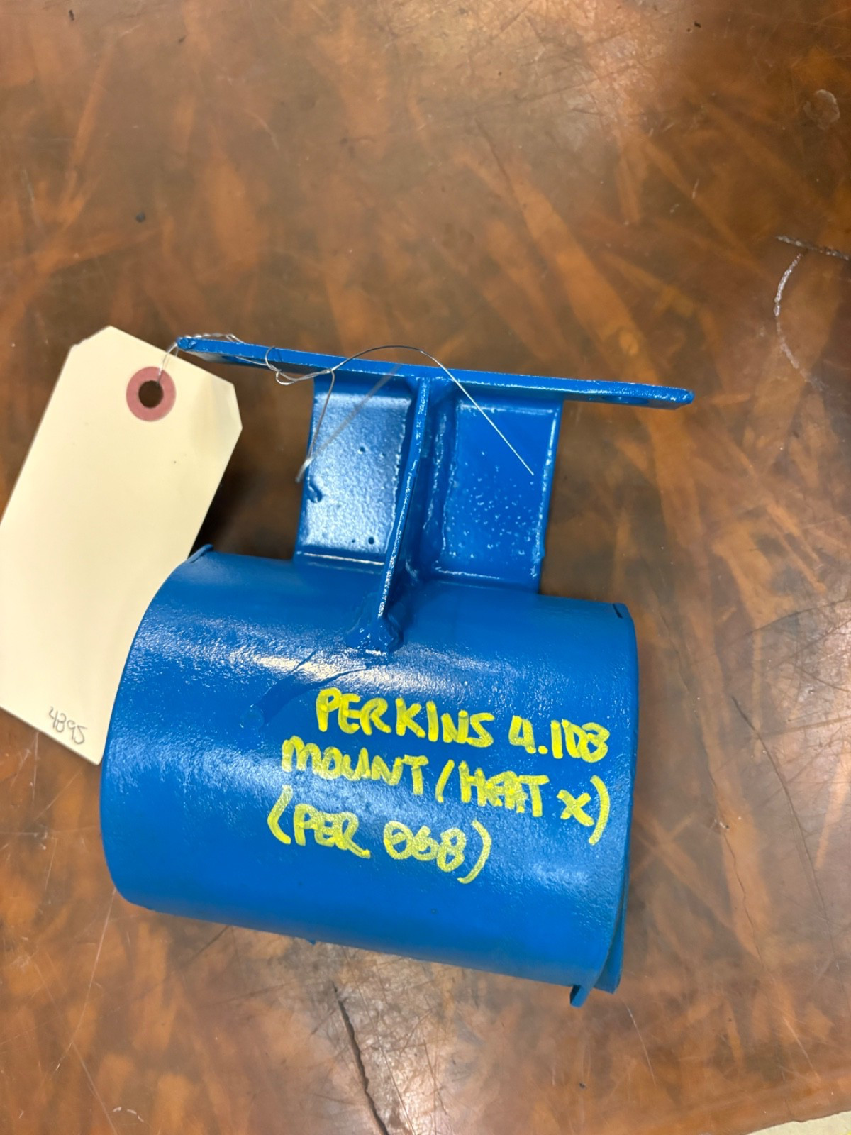 PERKINS 4.108 MARINE 4CYL ENGINE MOUNT FOR HEAT EXCHANGER