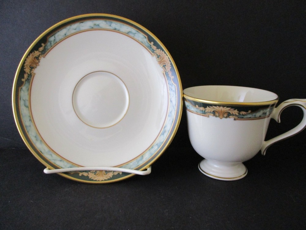 LENOX CRESTWOOD CUP & SAUCER - 3"  0804C