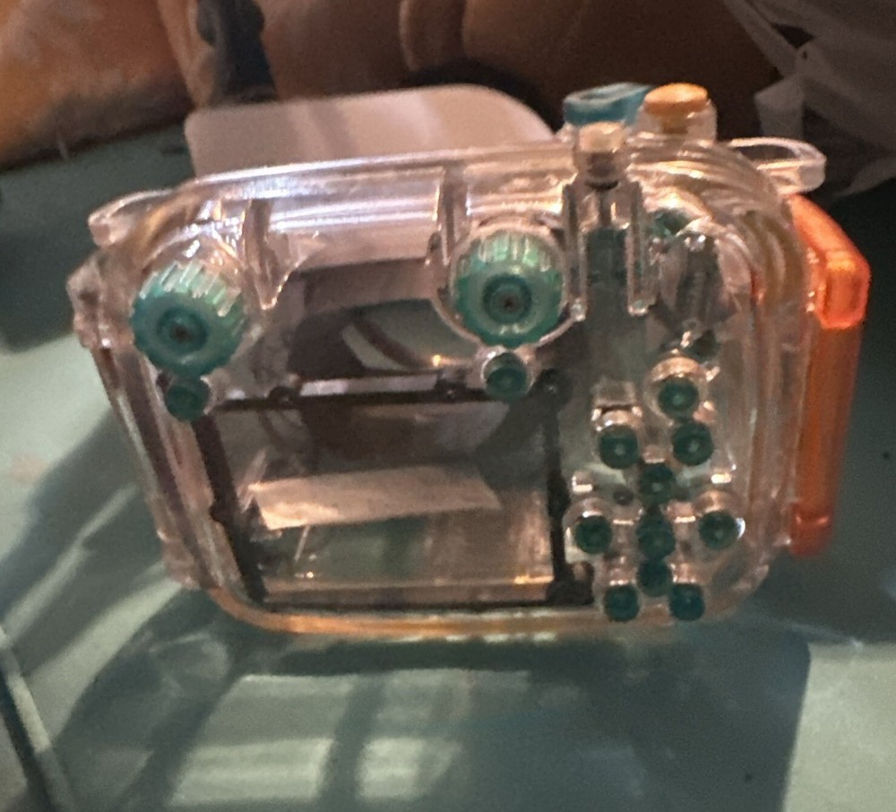 Canon Digital Camera Waterproof Case WP- DC21 In Box