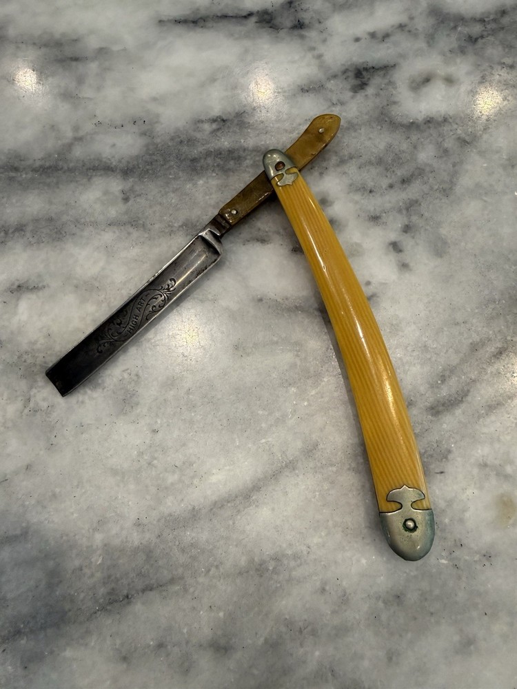 Vintage Straight Razor