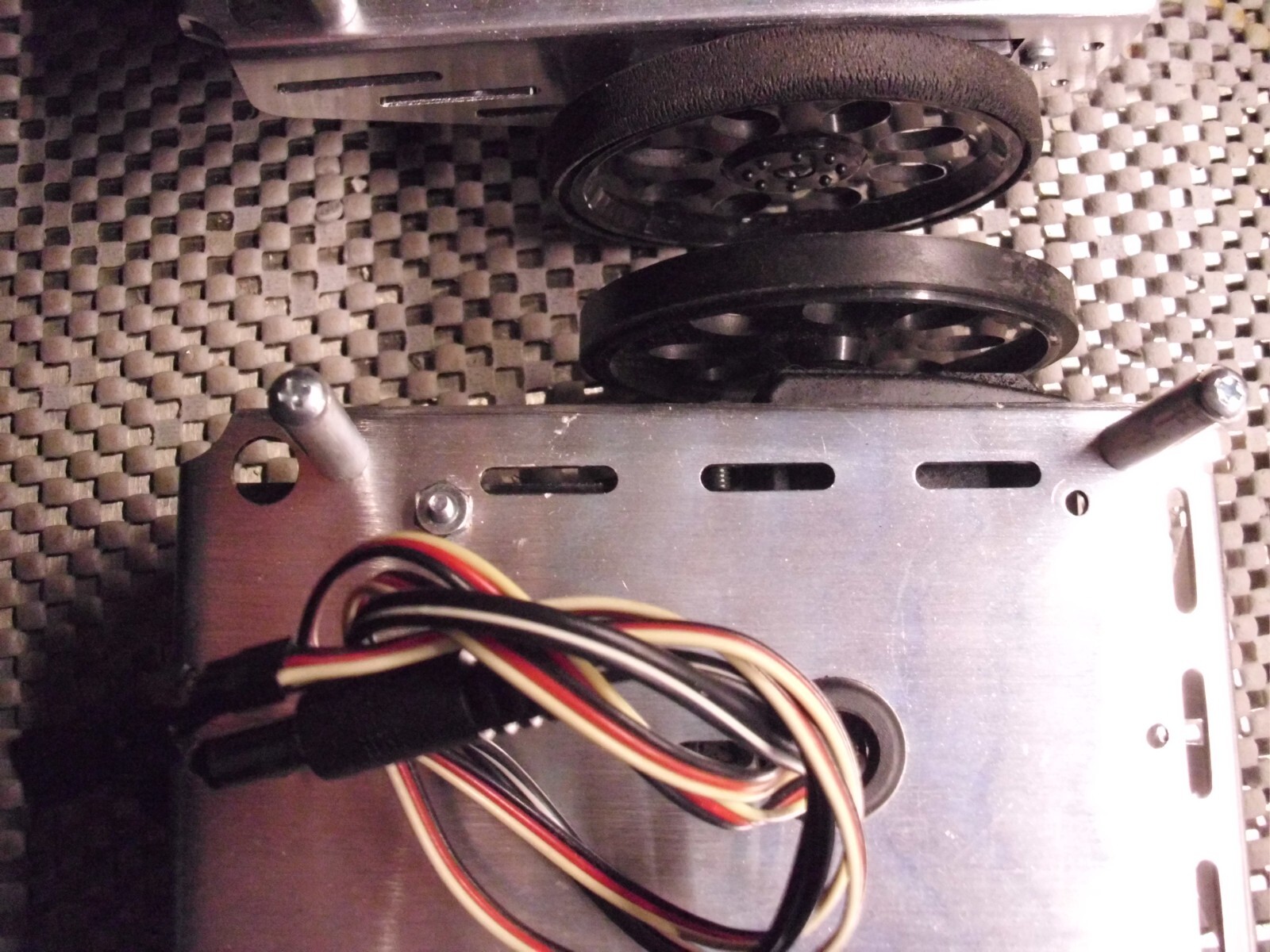 Robot car Chasis Boe Bot, with servos(parallax) and battery holder (One Piece)