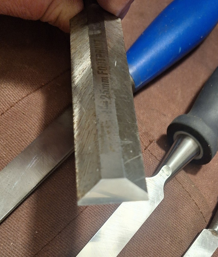 6 Pc Footprint Wood Chisel Ste