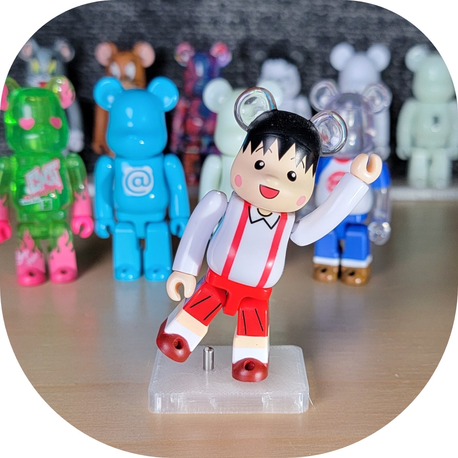 Mix and Match Custom Display Stands for Bearbrick 100%