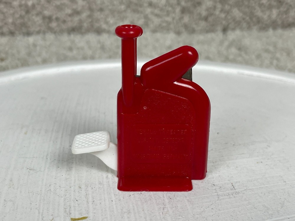 Vintage 2" Automatic Sewing Multipurpose Needle Threader Red