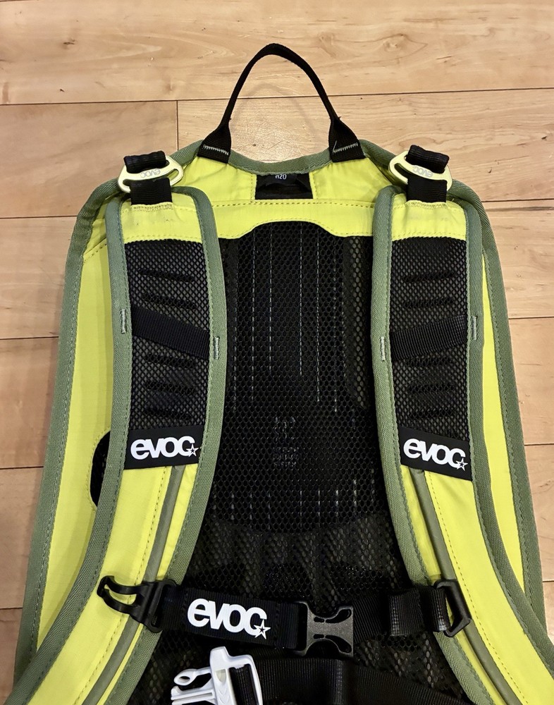 Evoc Stage 12L Hydration Backpack Yellow With Deuter Bladder Cycling !
