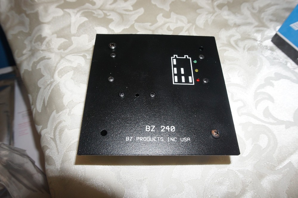 BZ 240 PWM CHARGE CONTROLLER