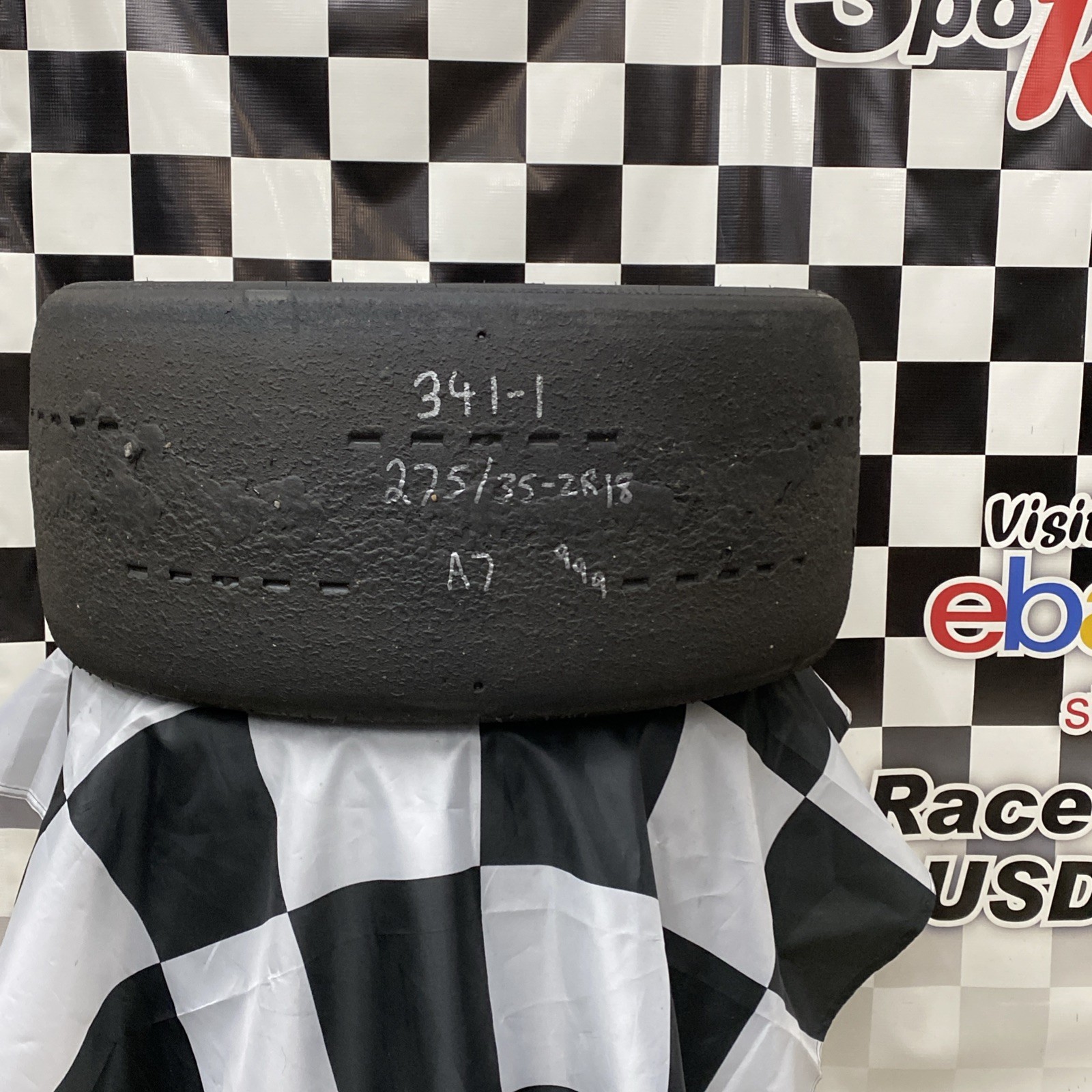 341-1 USDRRT HOOSIER DOT Road Race / Auto-X Tire 275/35 ZR18 A7