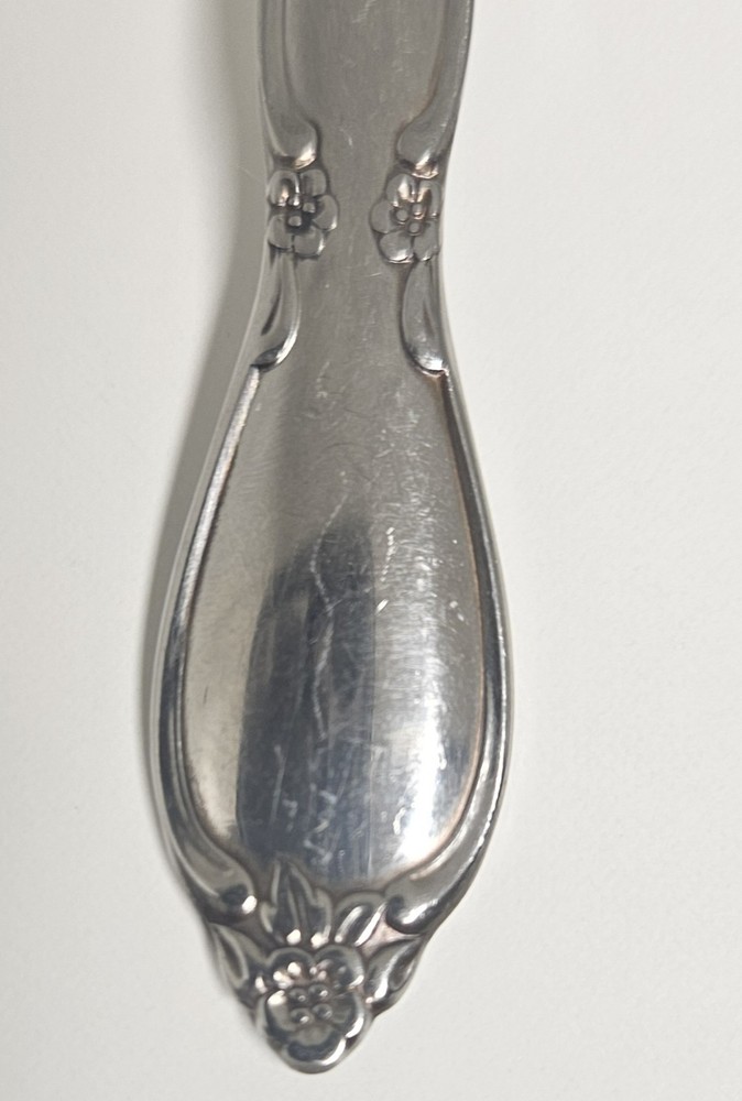 4 Oneida Community Chatelaine Tablespoons Stainless Steel Flatware