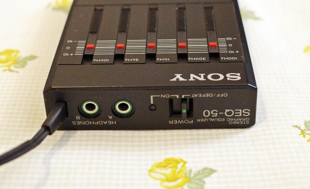 Sony SEQ-50 Walkman EQ Stereo Graphic Equalizer