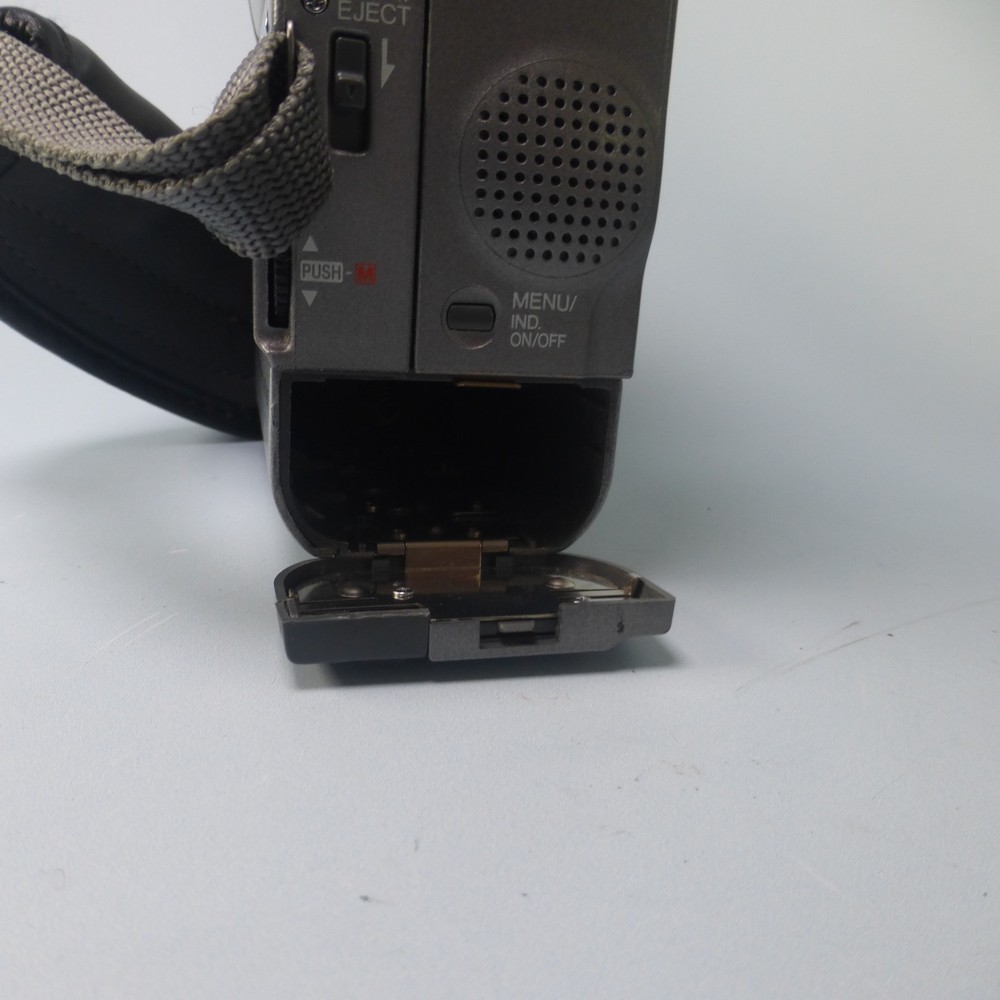JVC GR-DVM55 Handheld MiniDV Camcorder Silver Tested