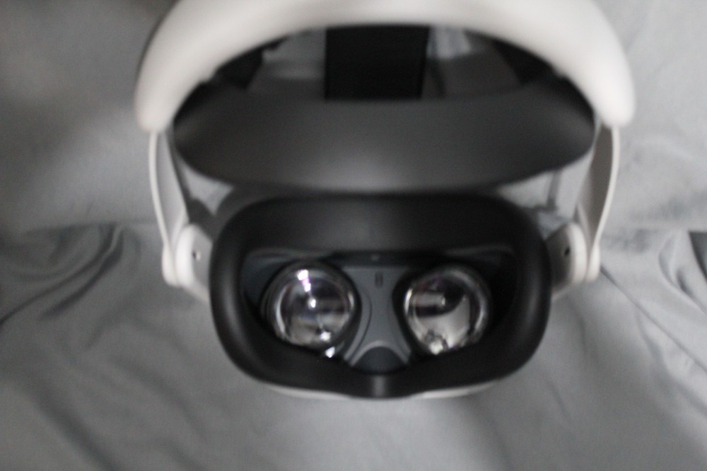 Meta Oculus Quest 2 256GB Standalone VR Headset - White