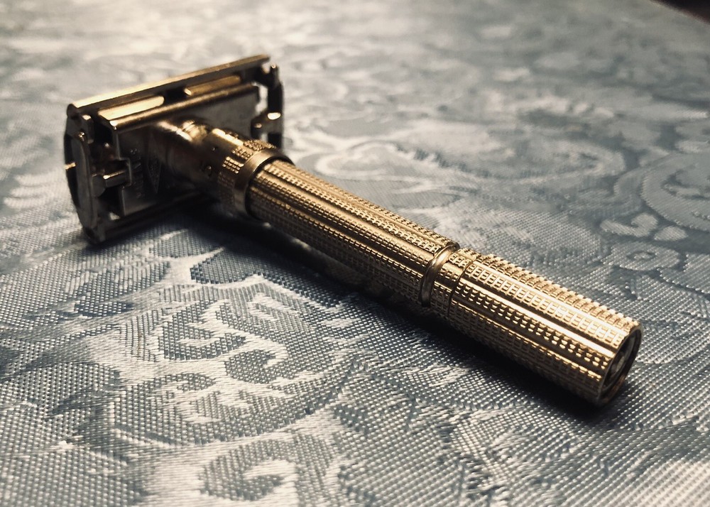 Vintage Gillette Slim Adjustable Razor - I 1 - 1963
