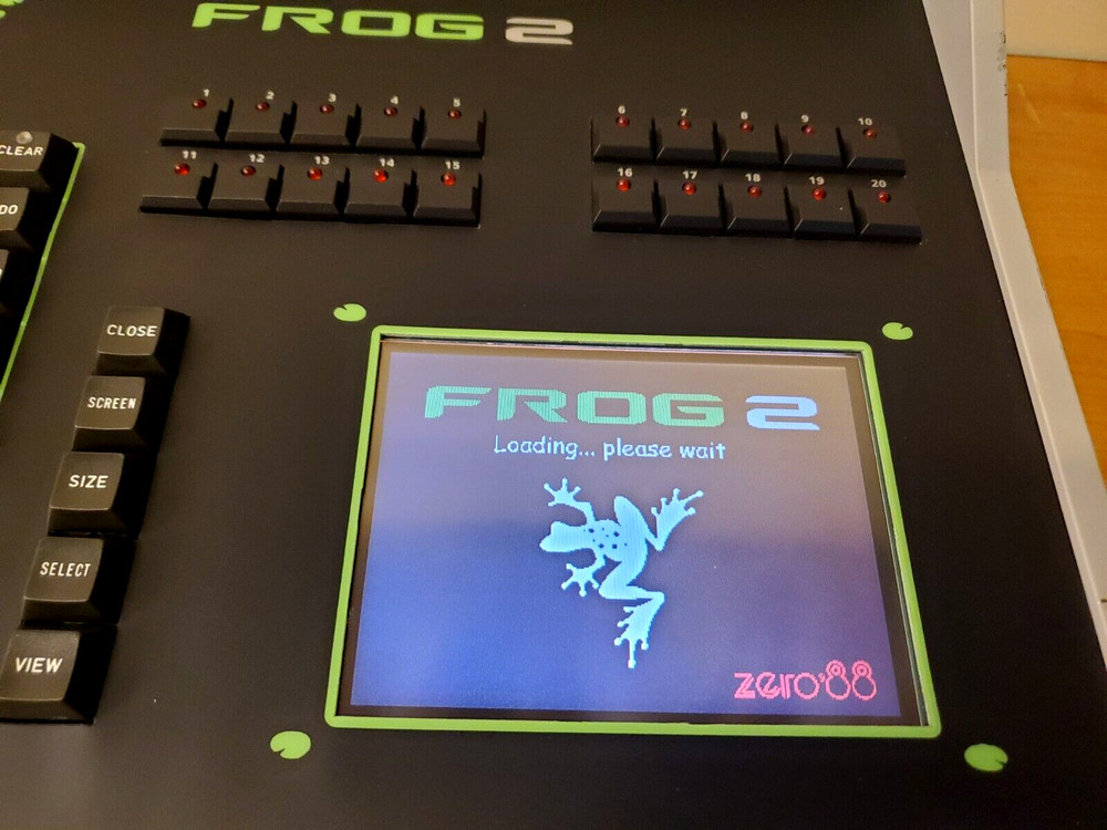 Zero 88 Frog 2 console deploys with touchscreen control "NO Power adapter"