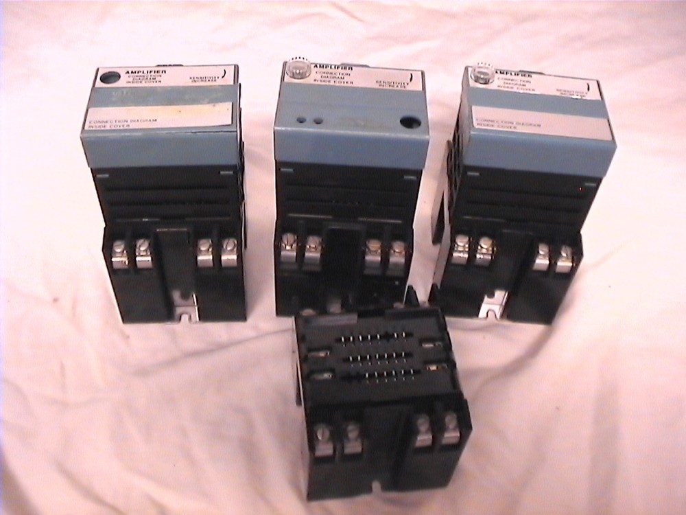 4 USED MICRO SWITCH PROXIMITY BASE CONTROL FMH1