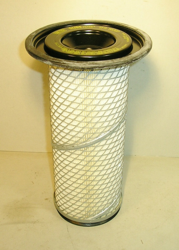 Baldwin PA3476  Fleetguard AF4939 Replacement   E.A.C.