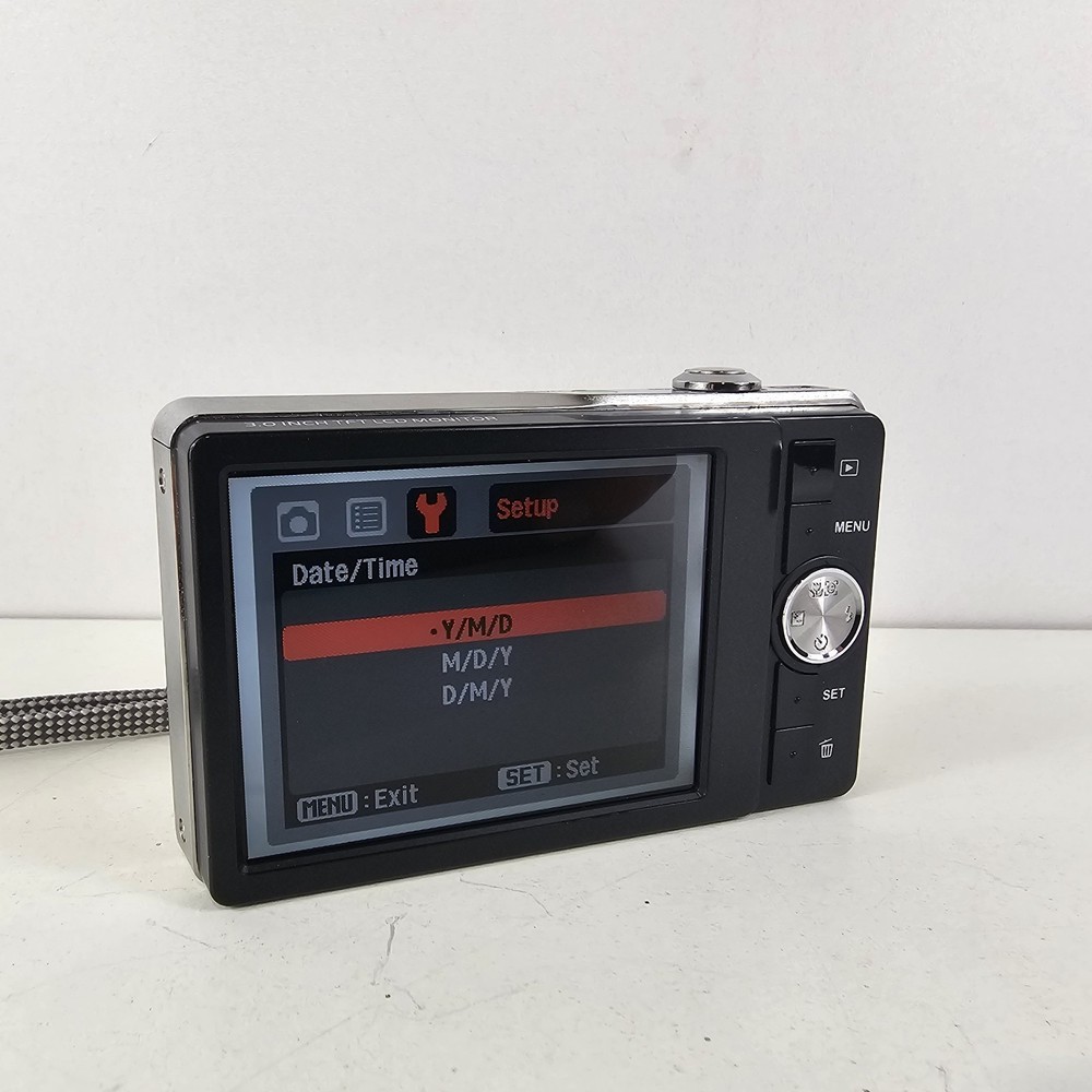 Hitachi HDC-1098E Digital Camera - Black