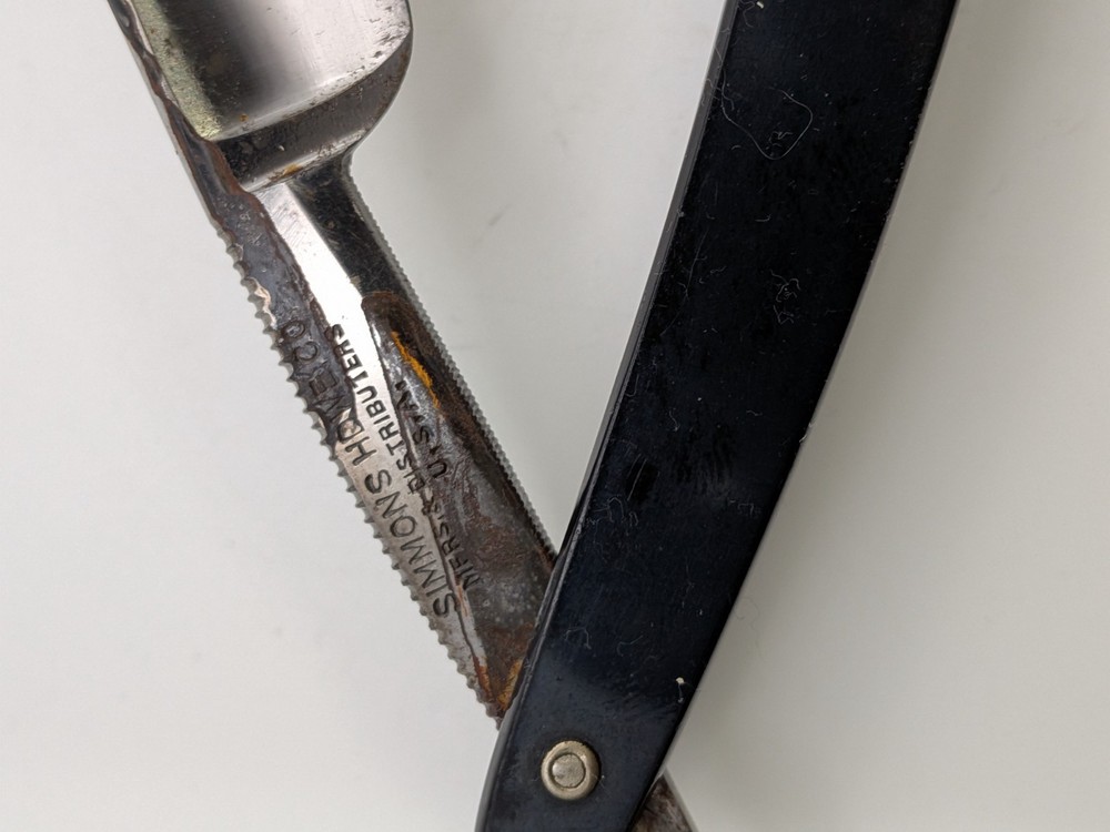 Simmons Hardware Keen Kutter Royal Straight Razor