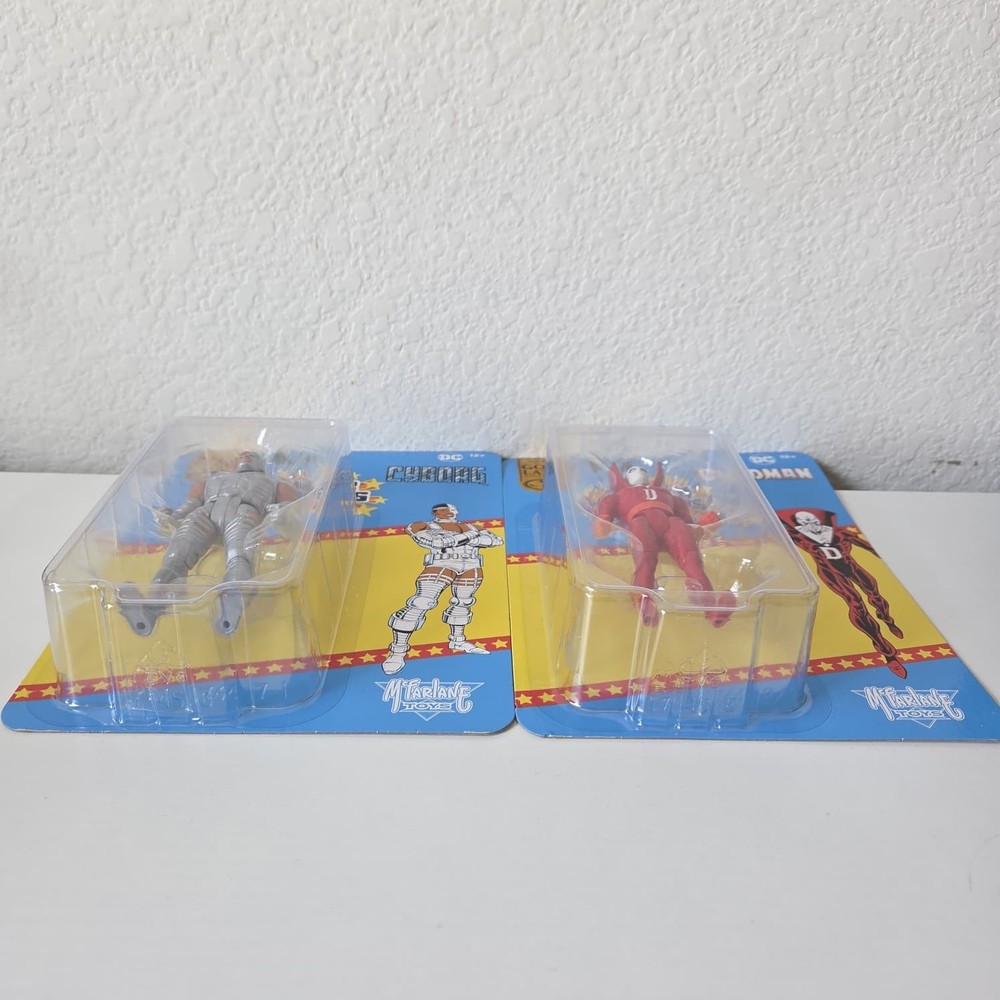 McFarlane Toys DC Super Powers CYBORG and DEADMAN Gold Label bundle