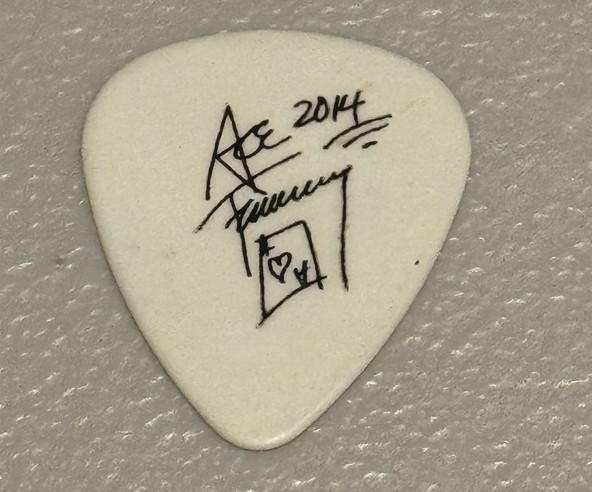 Ace Frehley Signature 2014 Space Invader Tour Guitar Pick Concert Plectrum KISS