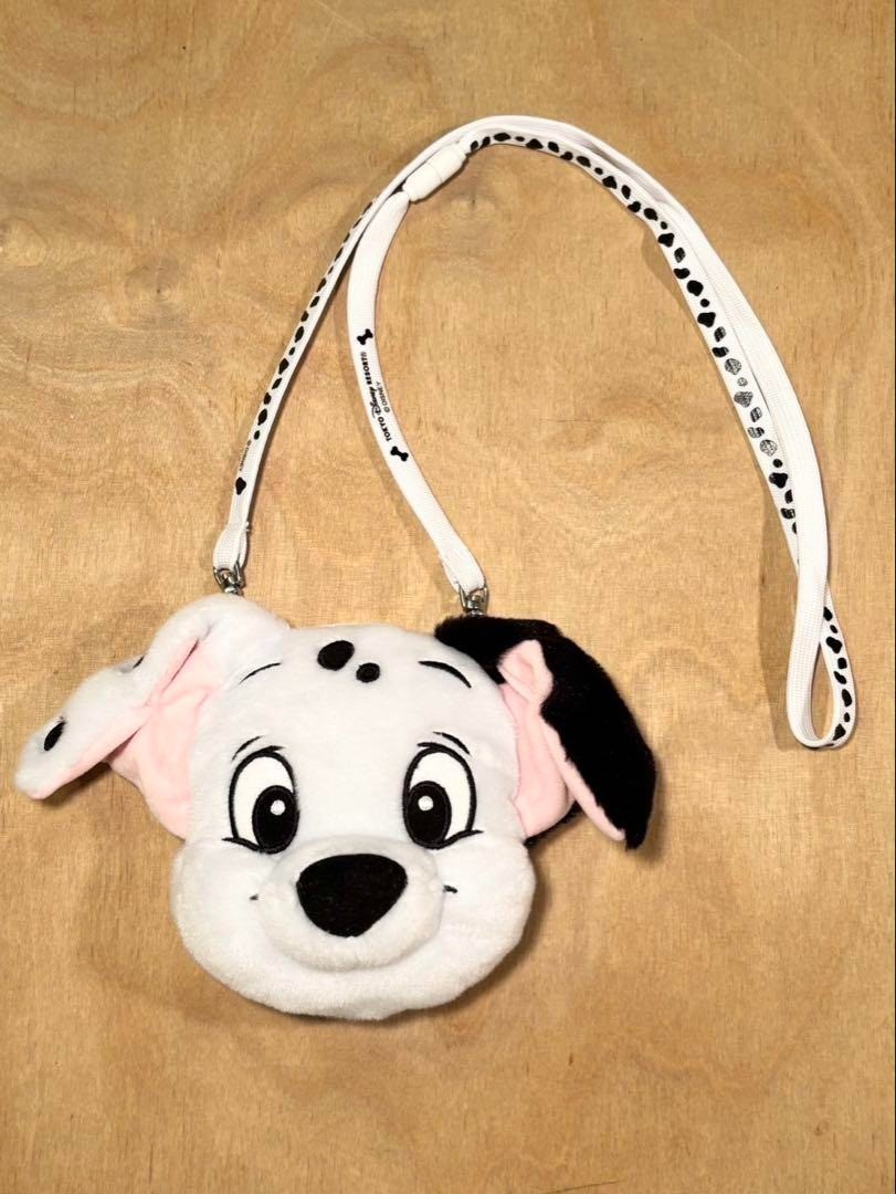 Tokyo Disney Resort 101 Dalmatians Plush Pass Case Coin Purse Shoulder Bag Japan