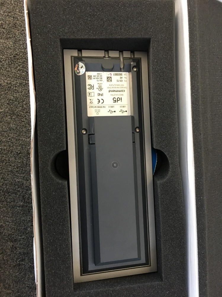 Commend ID5-TD INDOOR STATION for parts/Immaculate functional screen