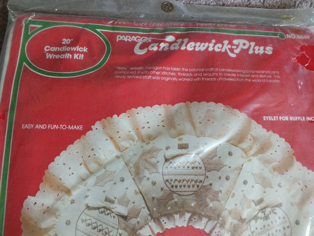 Paragon Canndlewick Wreath Kit 20" Unopened CUTE