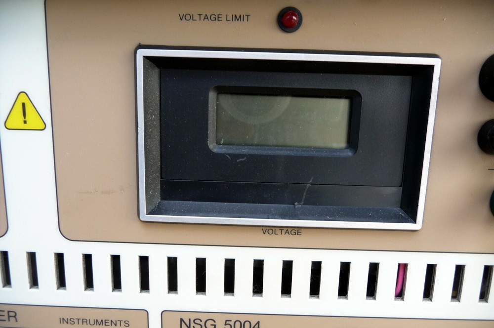 Schaffer NSG5004 BATTERY SIMULATOR