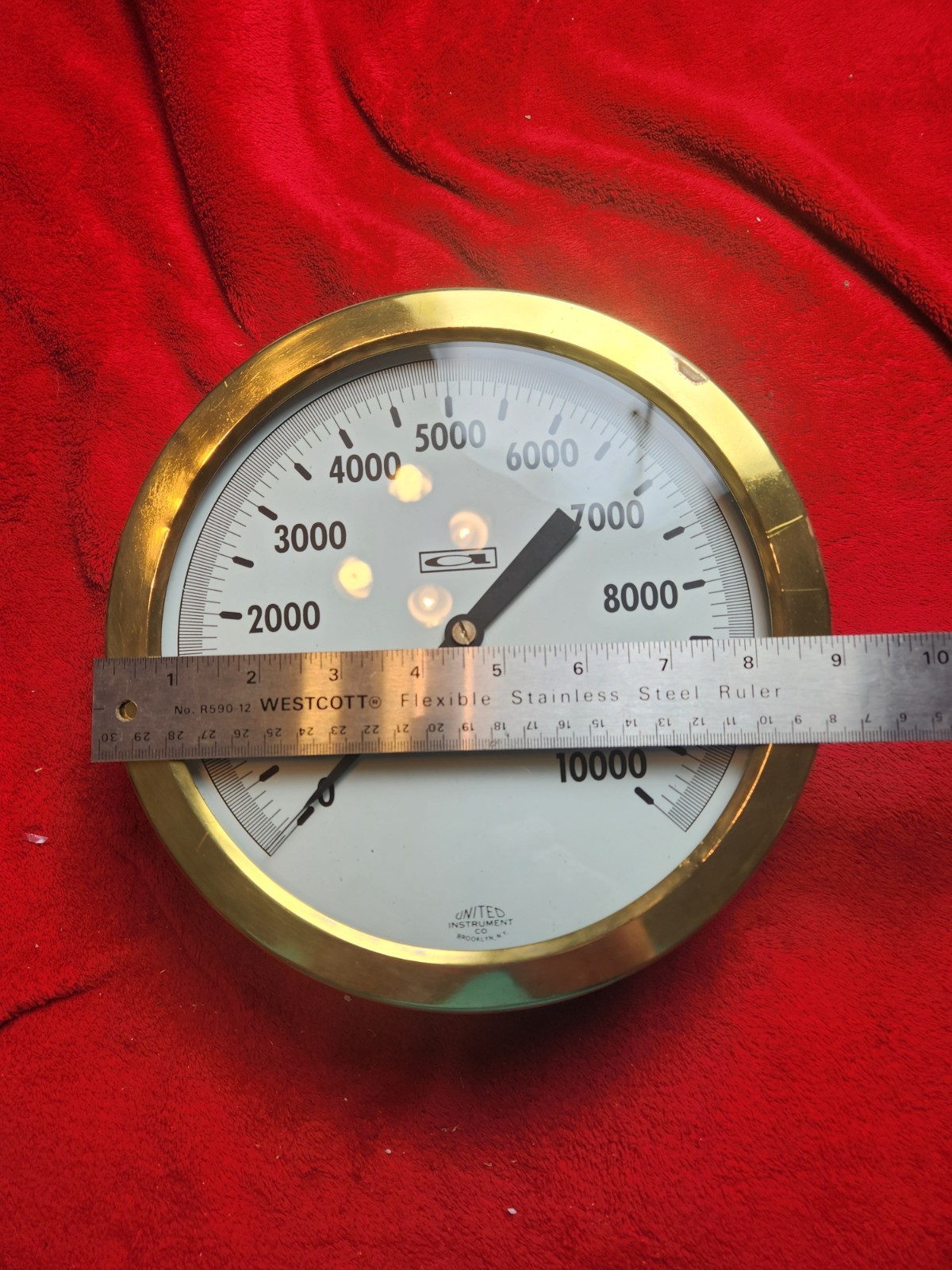Vintage Brass & Cast Iron United 9" Instrument Pressure Gauge 10 000 psi Nice!!