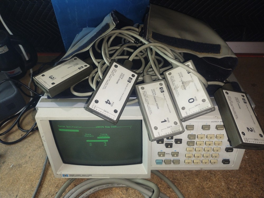 HP 1630D Logic Analyzer - Five Probes