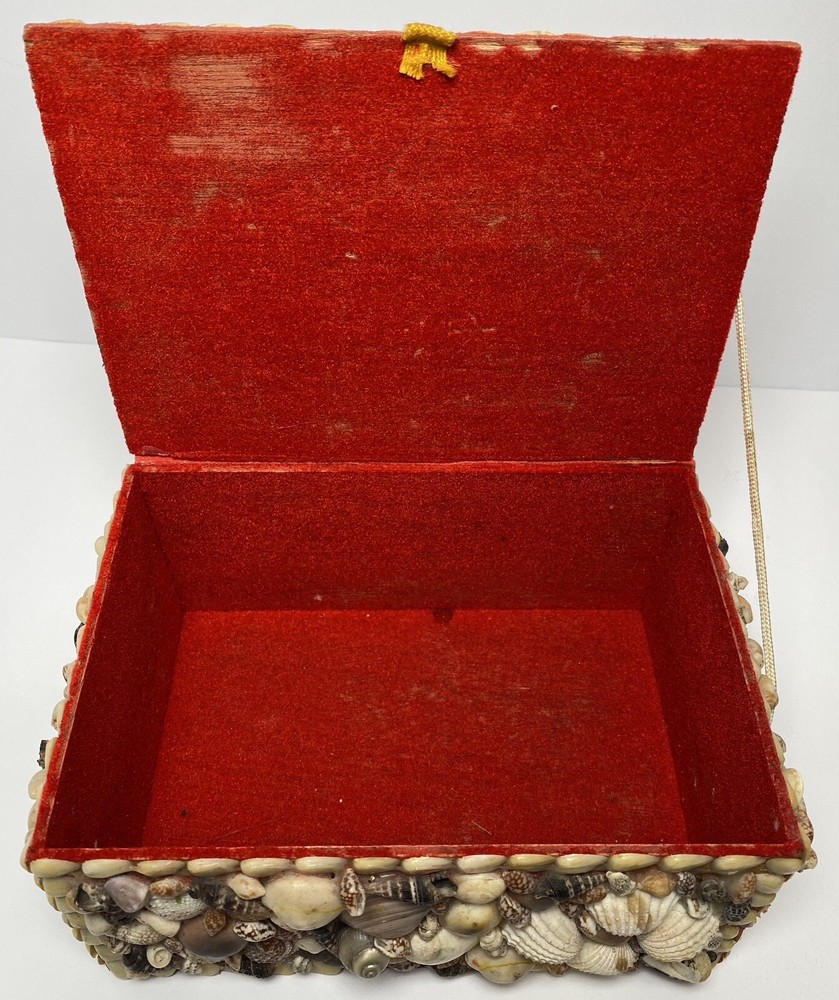 4 Handmade Seashell Boxes