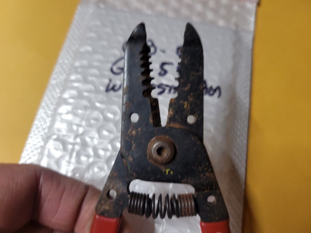 GB GS-55 WIRE STRIPPER - NICE SHAPE