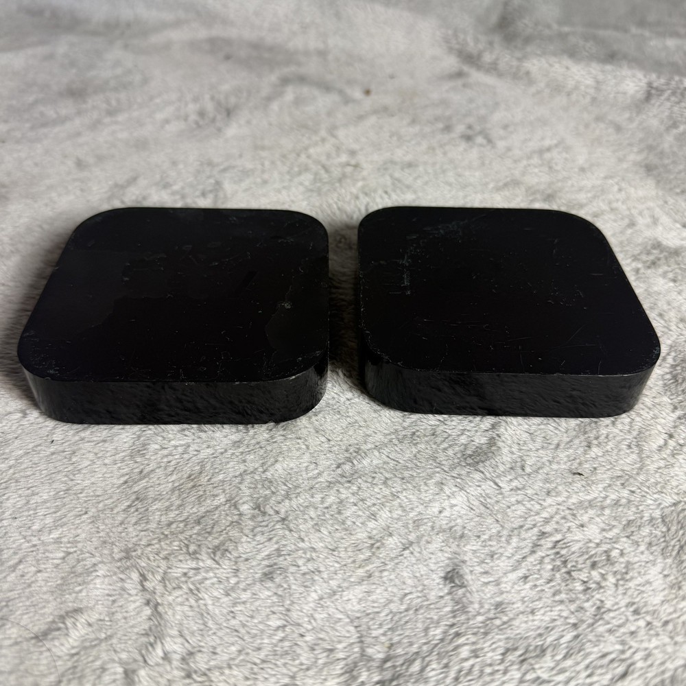 2 Apple TV UNTESTED no power cable