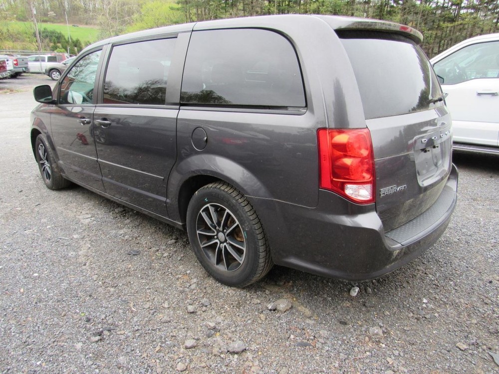 CARAVAN 2017 Glove Box 1041557