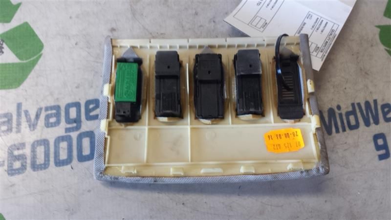 525I 2004 Electrical, Misc 8136699